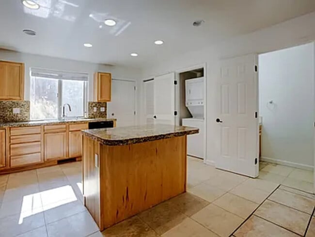 Building Photo - Spacious Virginia City Rental with Dual Primary Suites & Fenced Backyard