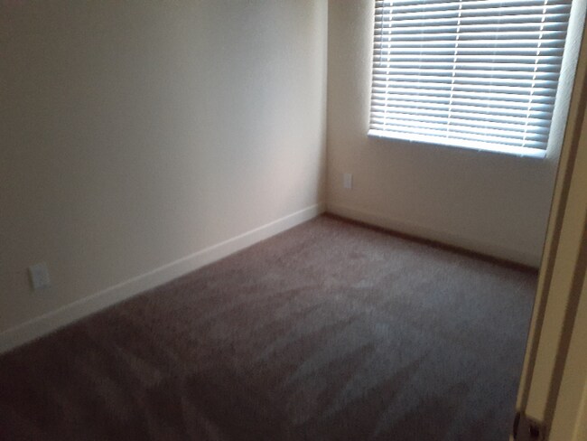 Photo - 3646 N 67th Ave Townhome