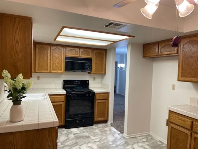 Foto del edificio - Jess Ranch 55+ Gated Community Apple Valley