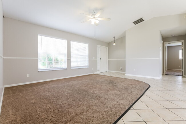 Building Photo - 2525 Mather Ln