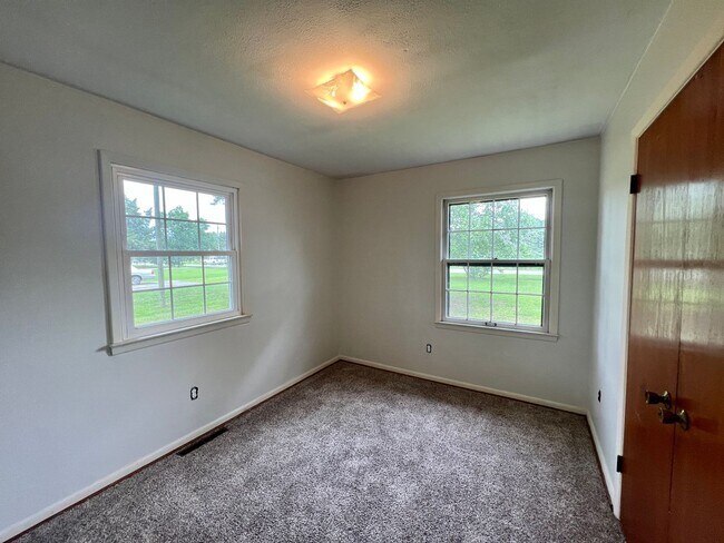 Foto del edificio - 3 Bed 1.5 Bath in Gates County
