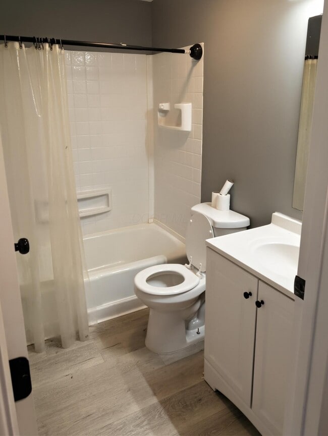 Building Photo - 5726 Beechcroft Rd