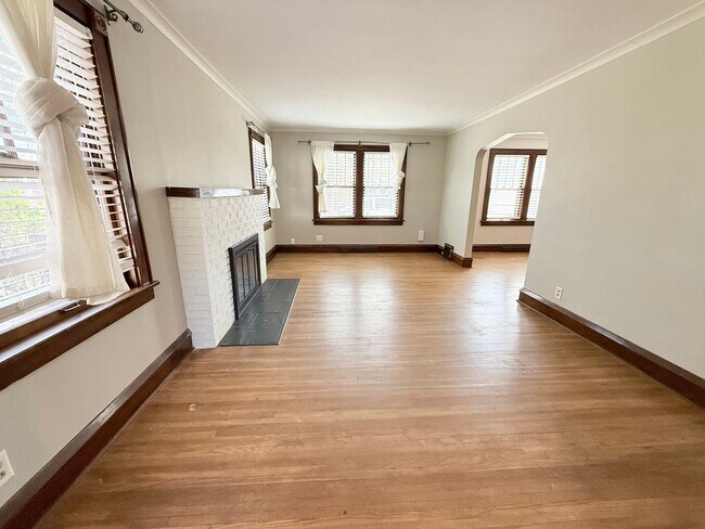 Foto del edificio - Beautiful 3 bedroom home in desirable neig...