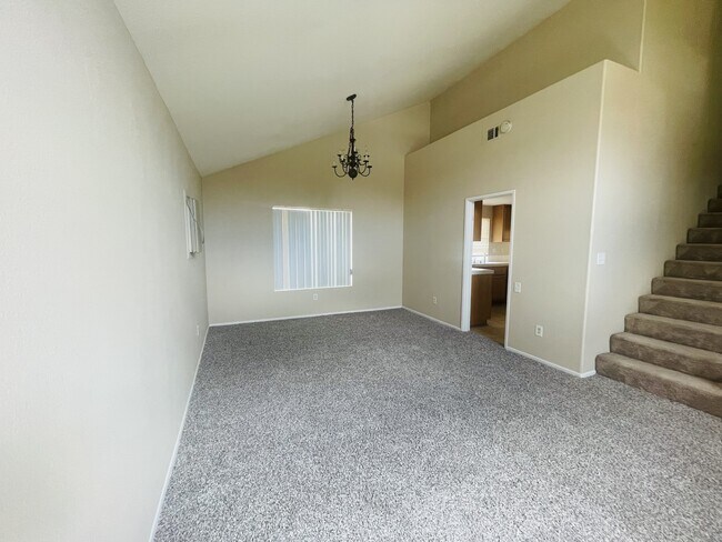 Foto del edificio - 1439 Avena Way