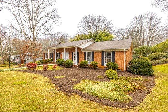 Building Photo - 1400 E Barden Rd