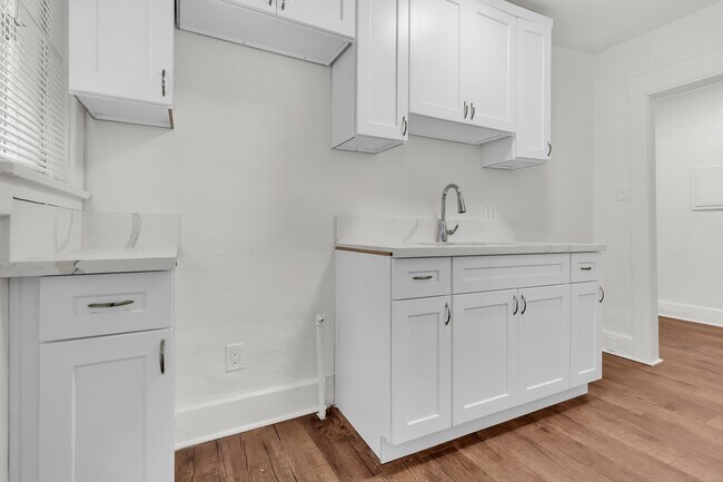 Foto del edificio - 445 E 101st St