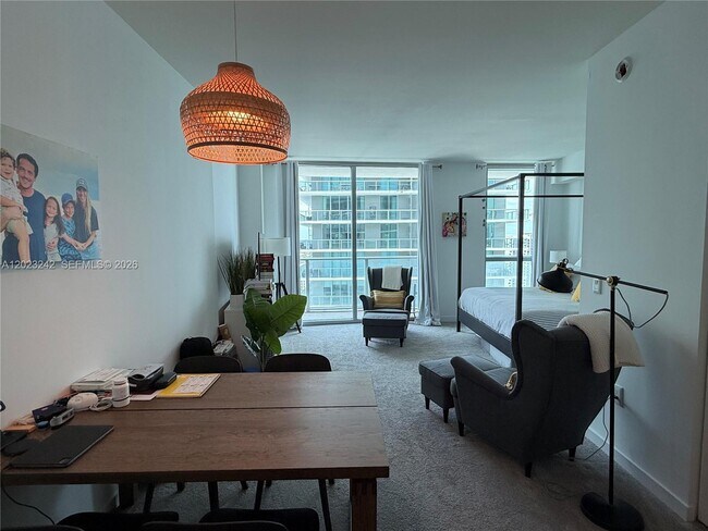 Foto del edificio - 1100 S Miami Ave