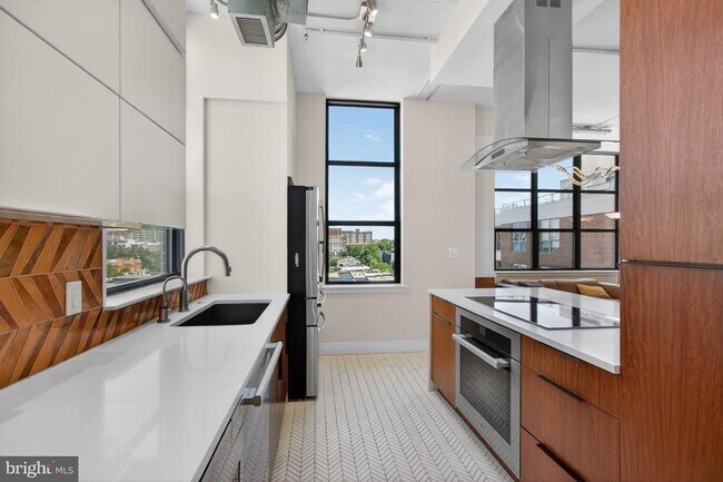 Foto del edificio - 2020 12th St NW