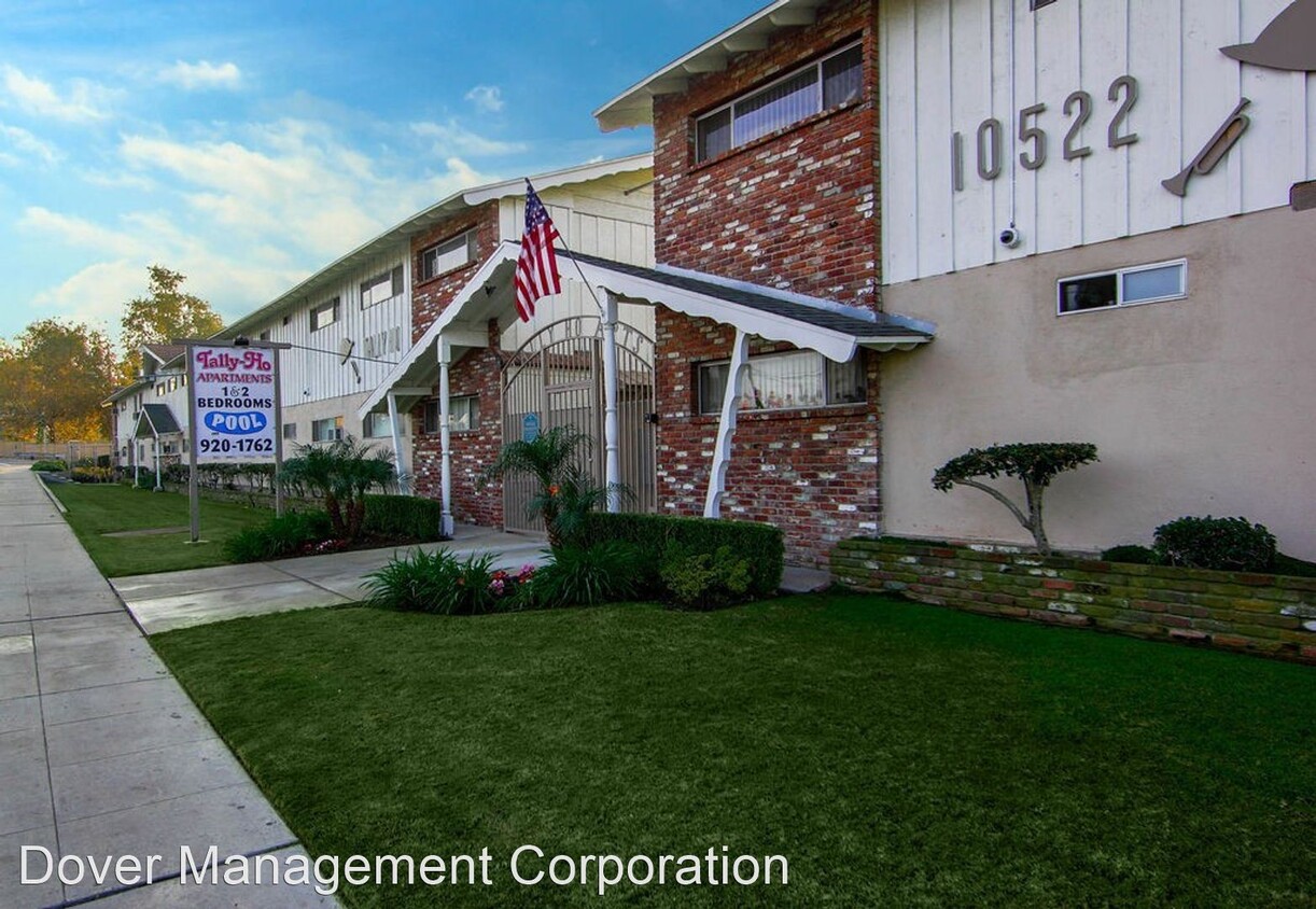 Foto principal - 10522 Artesia Blvd
