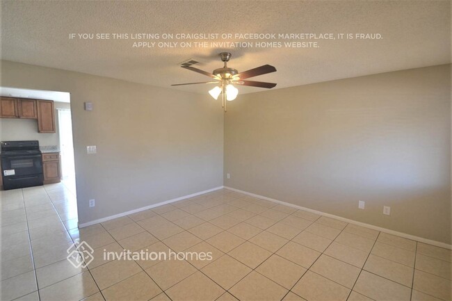 Foto del edificio - 1826 N 72nd Ln