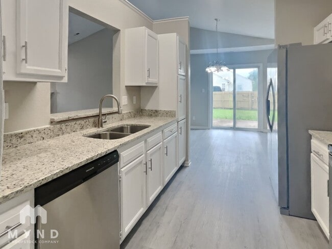 Building Photo - 5126 Sandy Forge Dr
