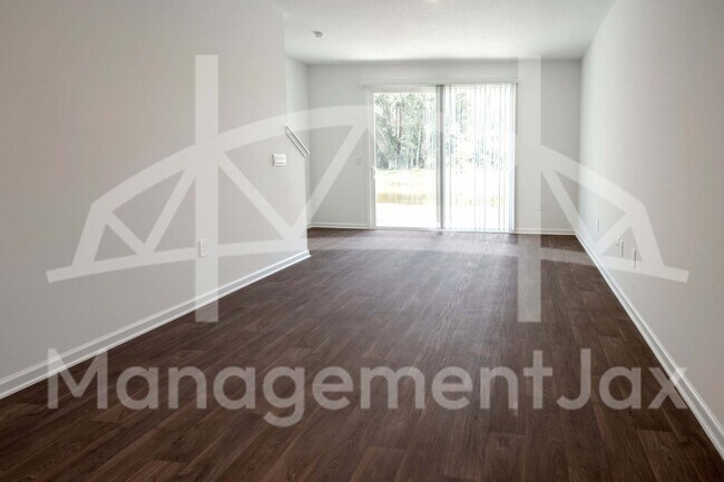 Building Photo - 5540 US-1