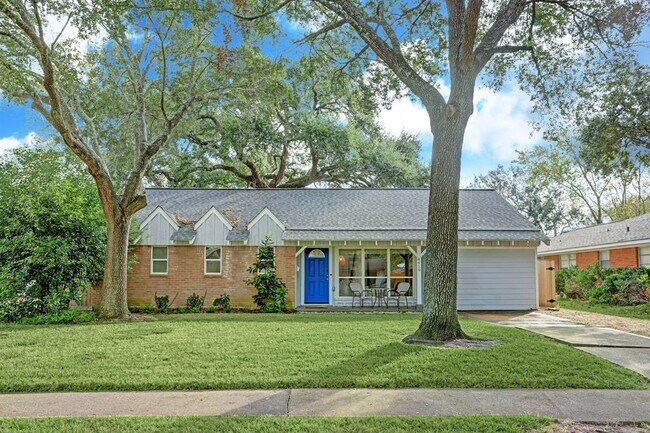 Building Photo - 4419 Sanford Rd