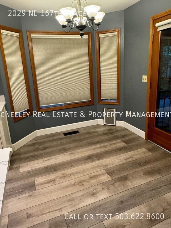 Foto del edificio - Sorry, no pets! Remodeled, Wilkes East, Lu...