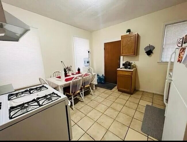 Foto del edificio - 93A Hillside St