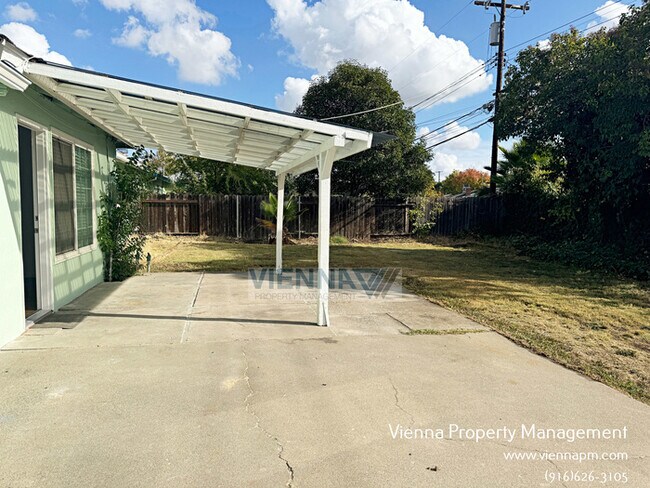 Foto del edificio - 1133 Amberwood Rd