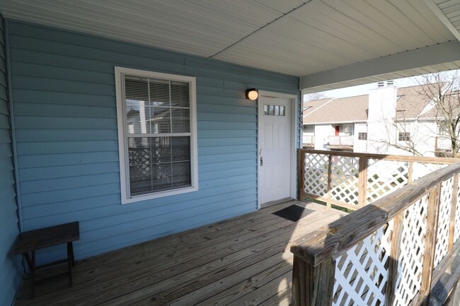 Foto del edificio - 2 bedroom 1 bath condo near Town Center in...