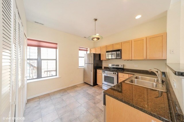 Foto del edificio - 5934 N Paulina St