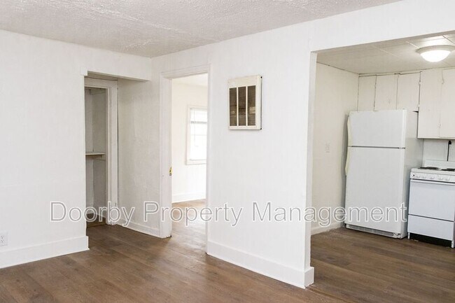 Building Photo - 4278 Spriggs St