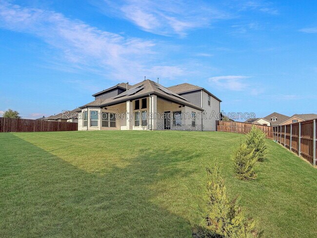 Foto del edificio - 308 Winding Creek Ln