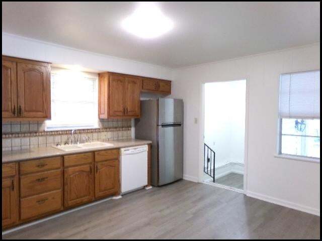 Building Photo - 204 Dobbs St