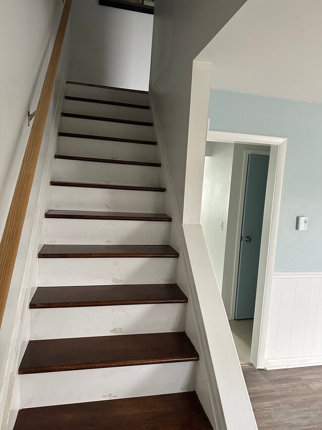 Building Photo - 108 S 22nd St