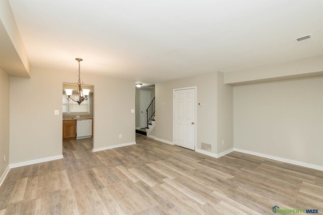 Building Photo - 320 Adair Ct