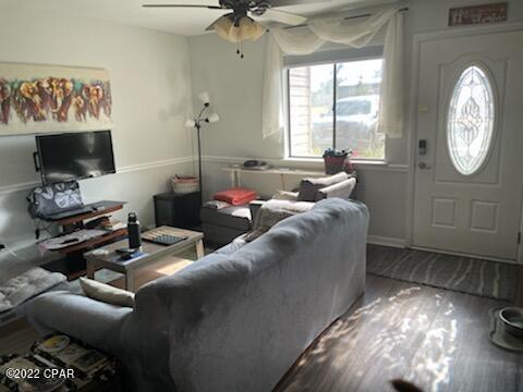 Foto del edificio - 4841 S Lakewood Dr