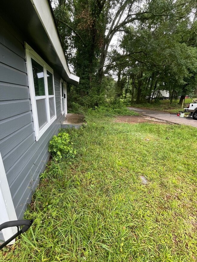 Building Photo - Charming 2BR House in Griffin