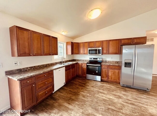 Building Photo - 4542 W Amanda Dr
