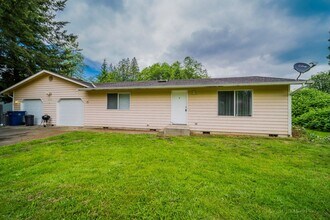 Building Photo - 8125 325th Pl NW