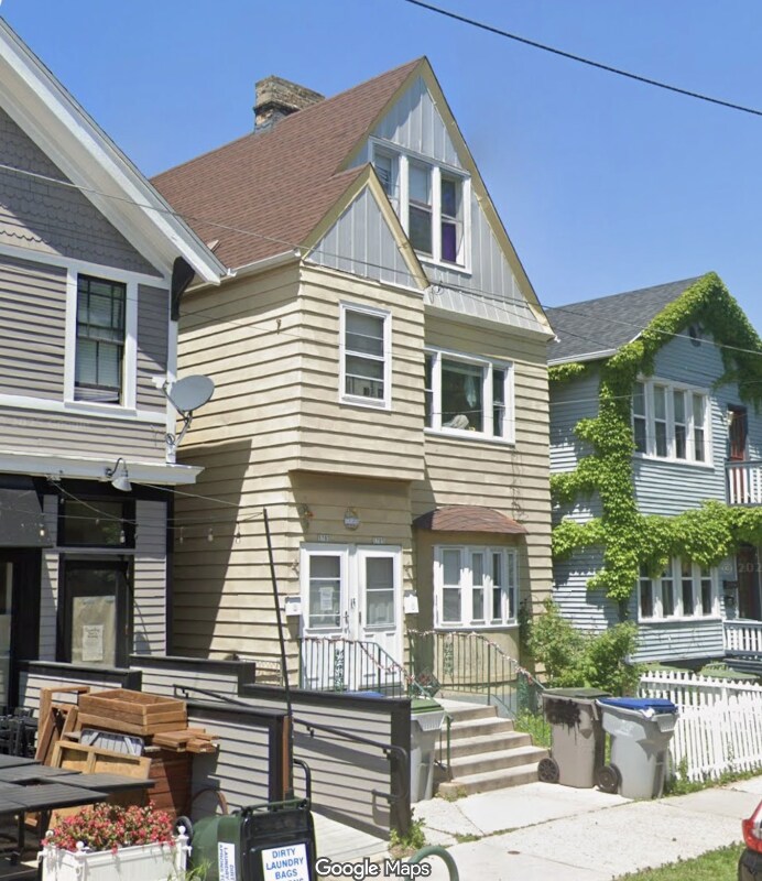 Foto del edificio - 1703 N Astor St