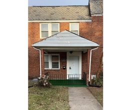 Building Photo - 3831 Derby Manor Dr