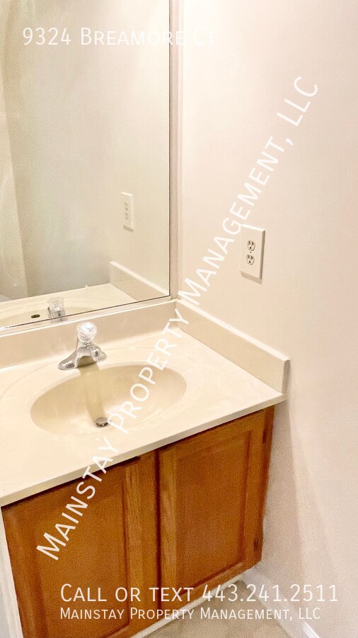 Foto del edificio - 9324 Breamore Ct