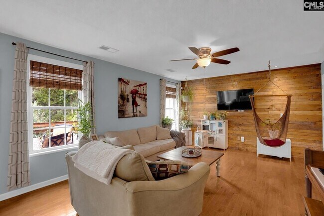 Foto del edificio - 227 Walkbridge Way
