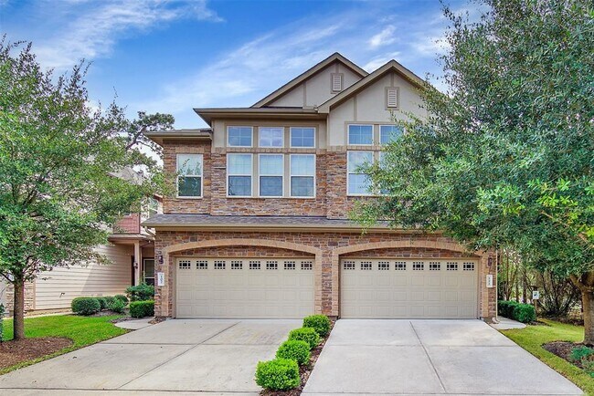 Building Photo - 111 Aventura Pl
