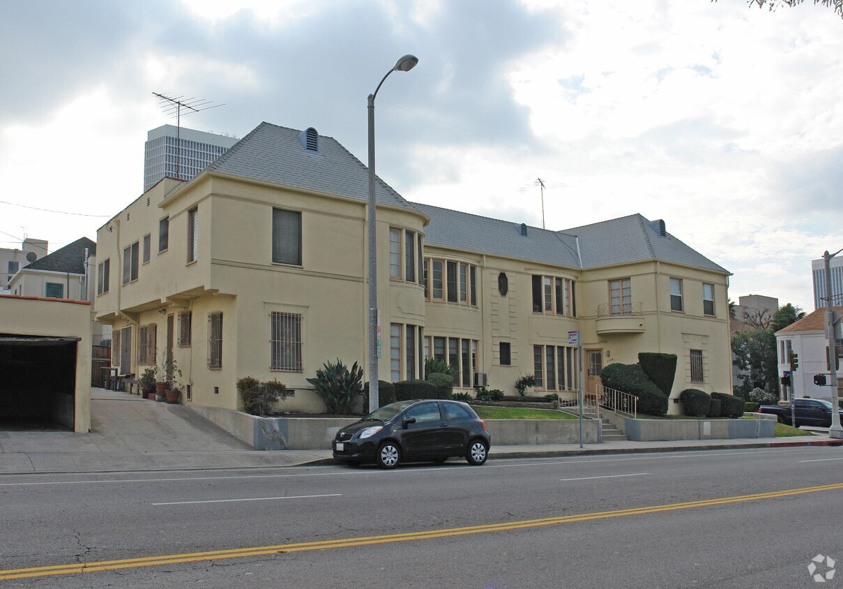 Foto del edificio - 602 Hauser Blvd