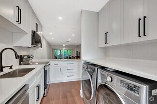 Building Photo - 1140 Mahogany Way