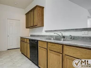 Foto del edificio - 13913 Walnut Canyon Ct