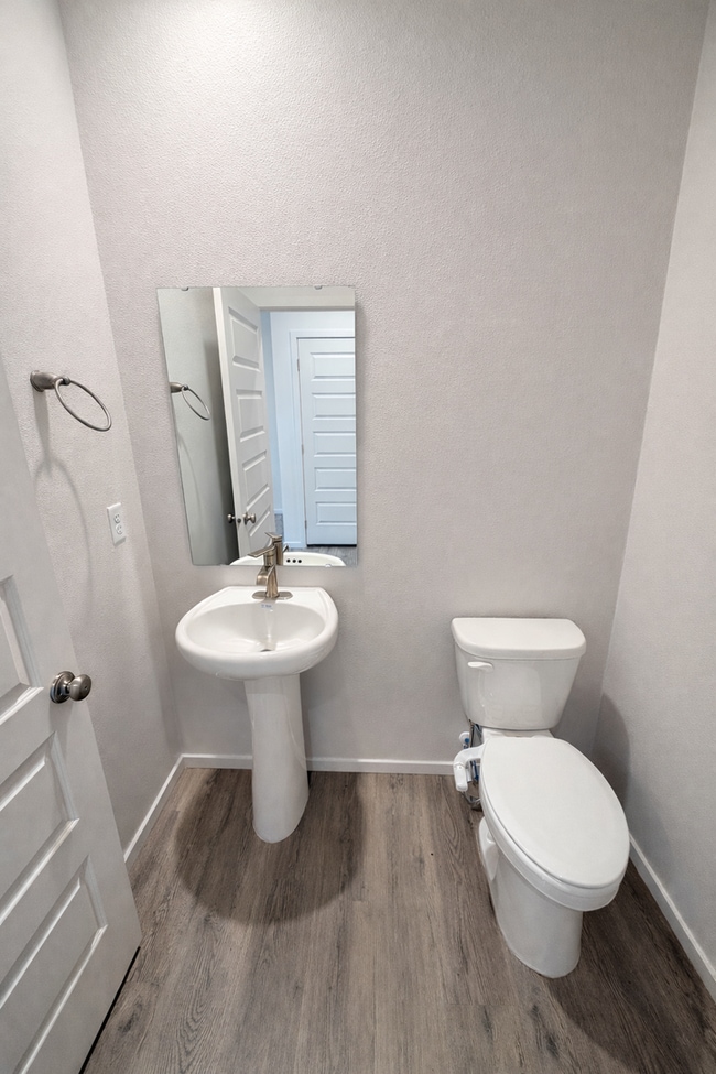 Foto del edificio - 3668 Keller Ln