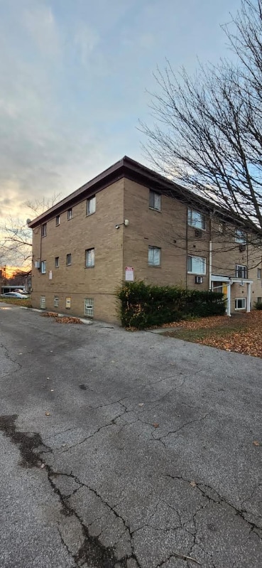 Photo - 14918 Milverton Rd (Cleveland, OH)