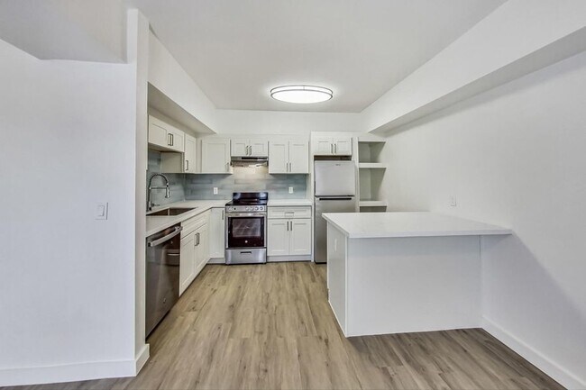 Foto del edificio - Newly renovated apartment at Oakbrook! 2.5...