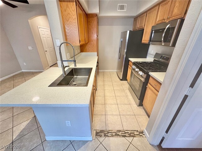 Building Photo - 7135 S Durango Dr