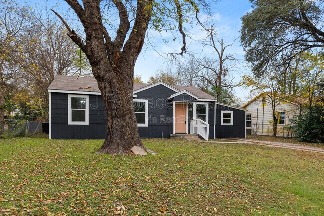 Foto del edificio - 3905 Hay Ave