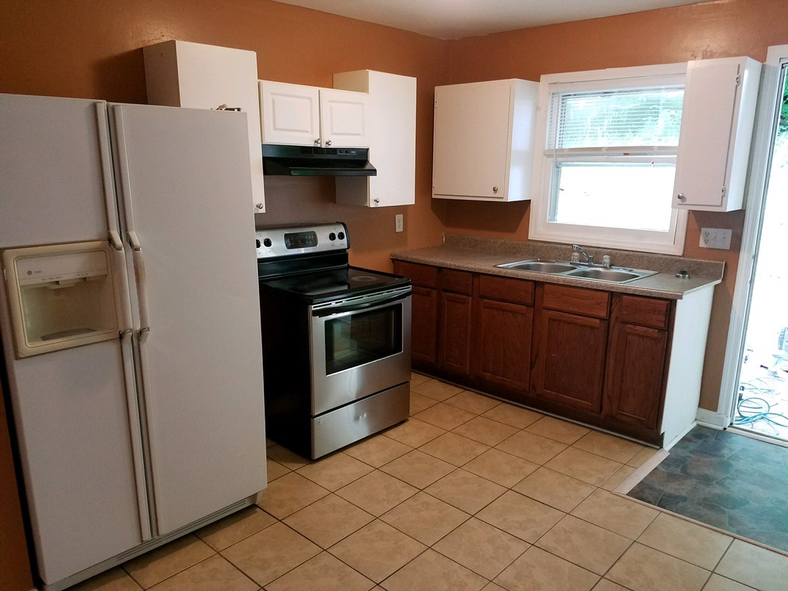 Primary Photo - 909 S Carolina Ave