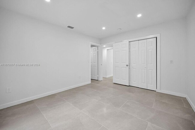 Foto del edificio - 4 bedroom in North Miami FL 33167