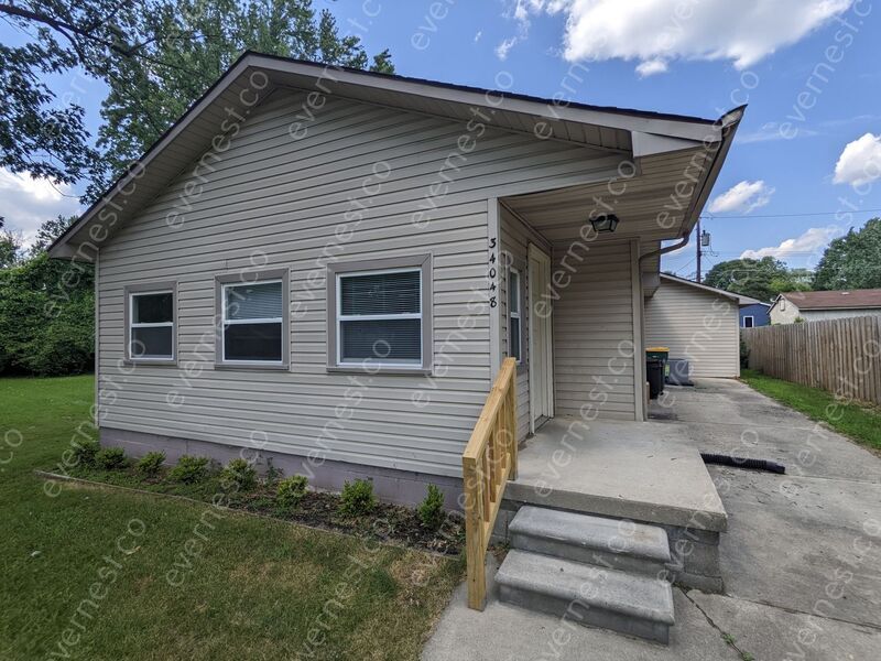 34048 Rhonswood St, Farmington Hills, MI 48335 House Rental in