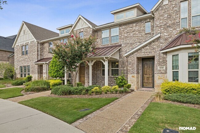 Foto del edificio - Charming 3BR Townhome in Arlington
