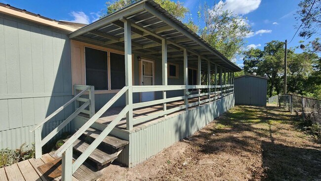 Foto del edificio - 572 Canal Ln