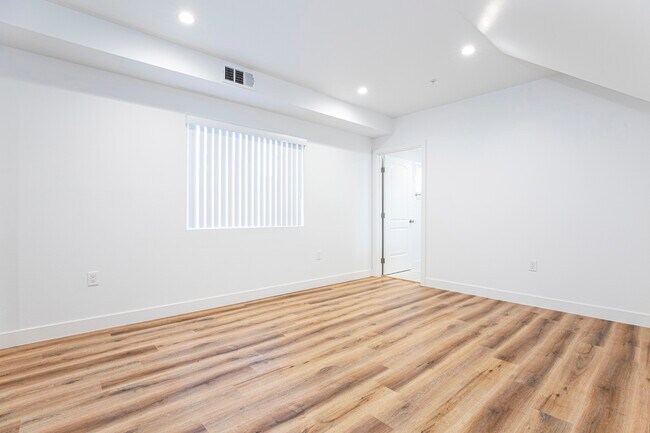 Foto del edificio - 5914 Tujunga Ave